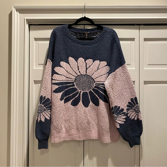 Free People In Bloom Floral Flower Oversized Sweater | Size Small - Picture 6 of 8